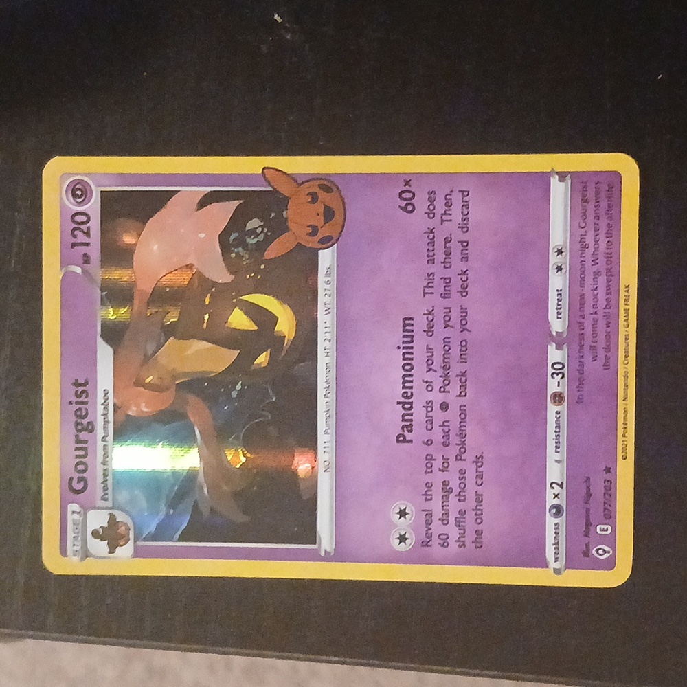Gourgeist HOLO Pokemon Trading Card